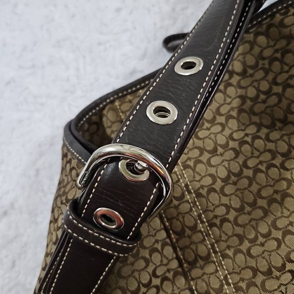 Coach brown and tan purse crossbody bag with adjustable strap - Picture 4 of 9
